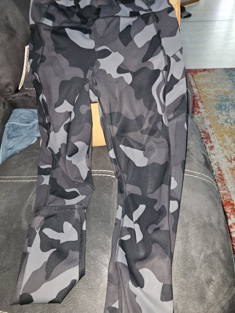 Athleta High Rise Camo Leggings With Pockets M